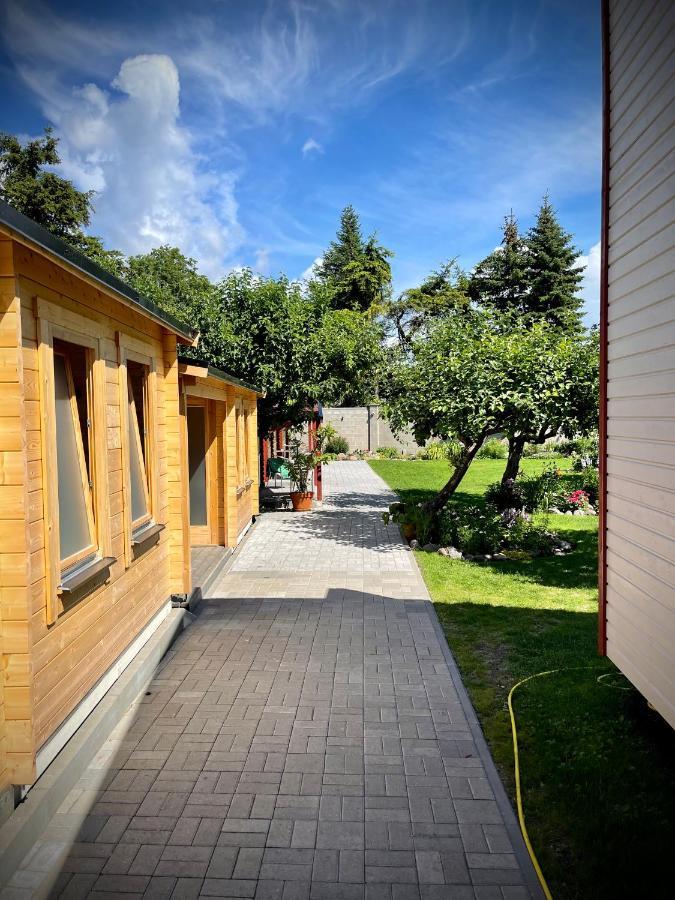 Aleksandri Guesthouse Пярну Екстер'єр фото