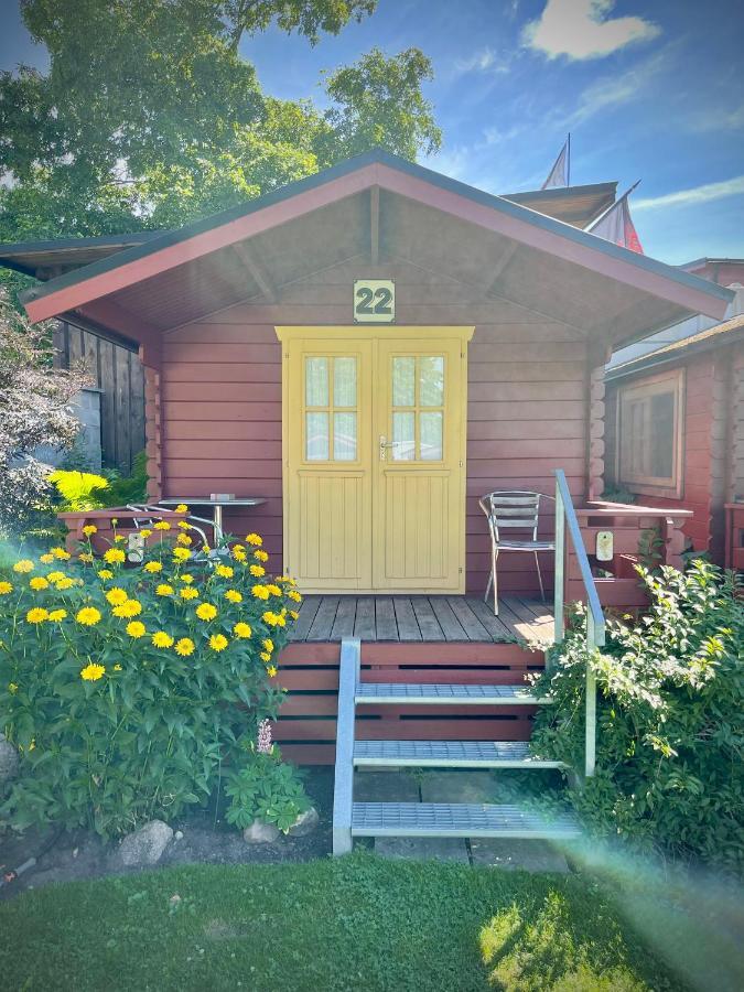 Aleksandri Guesthouse Пярну Екстер'єр фото