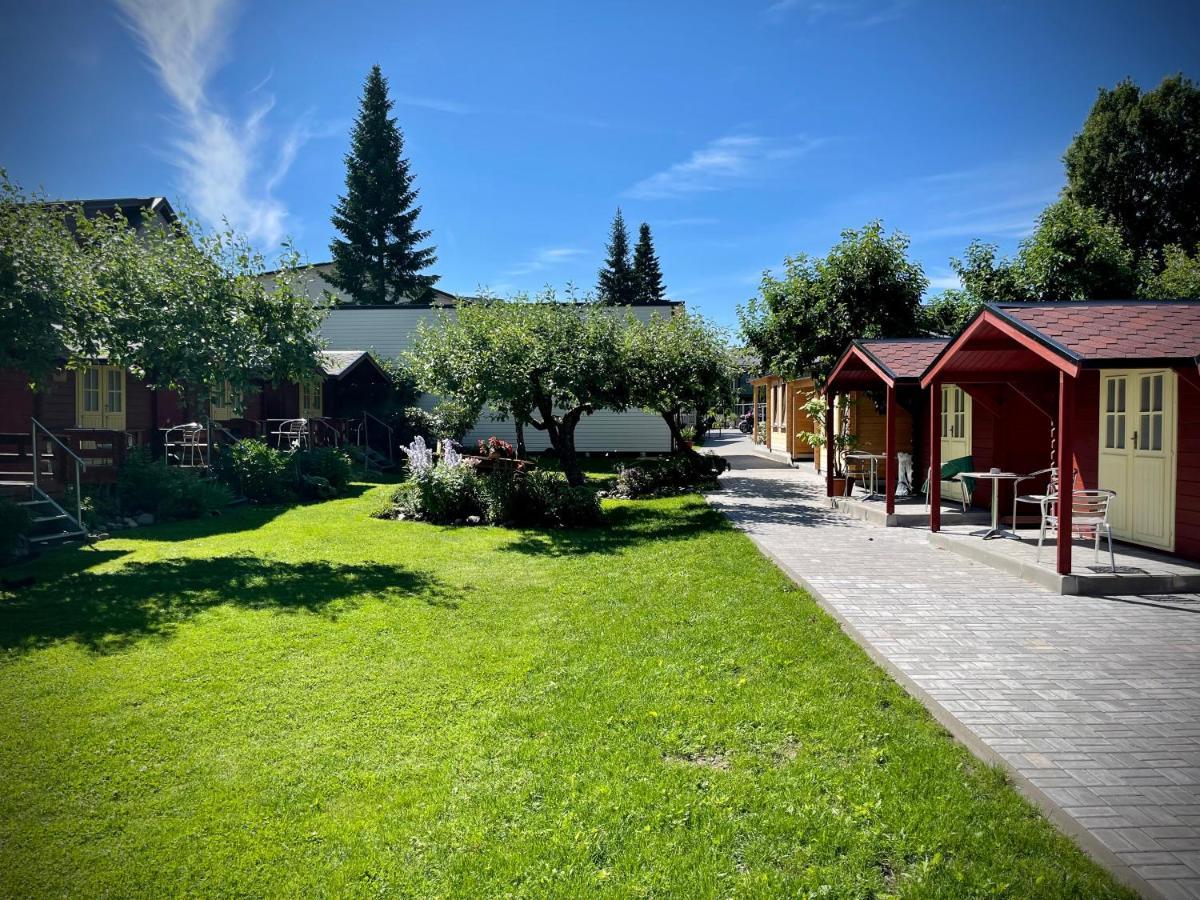 Aleksandri Guesthouse Пярну Екстер'єр фото