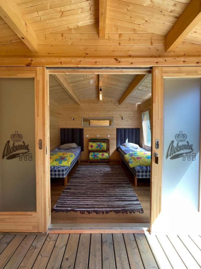 Aleksandri Guesthouse Пярну Екстер'єр фото
