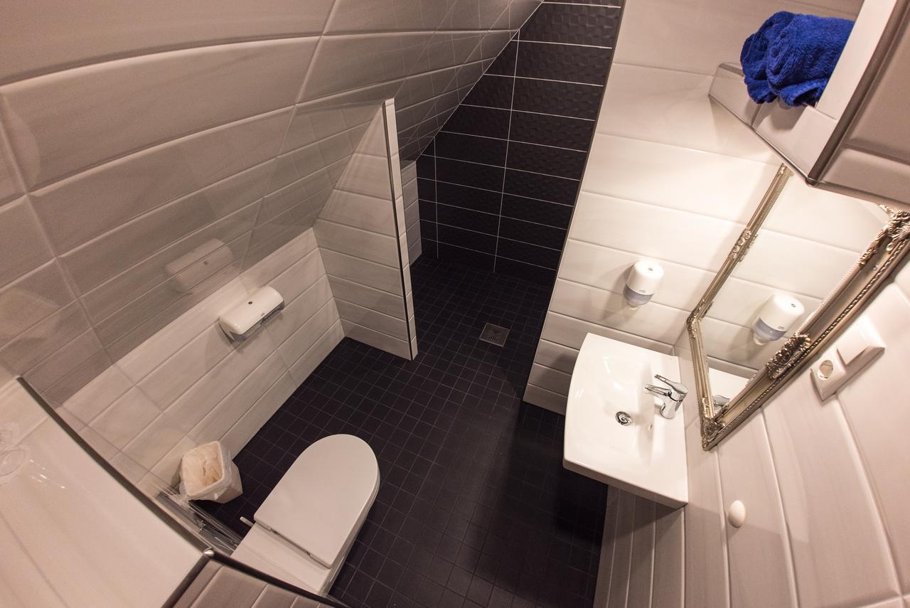 Aleksandri Guesthouse Пярну Екстер'єр фото