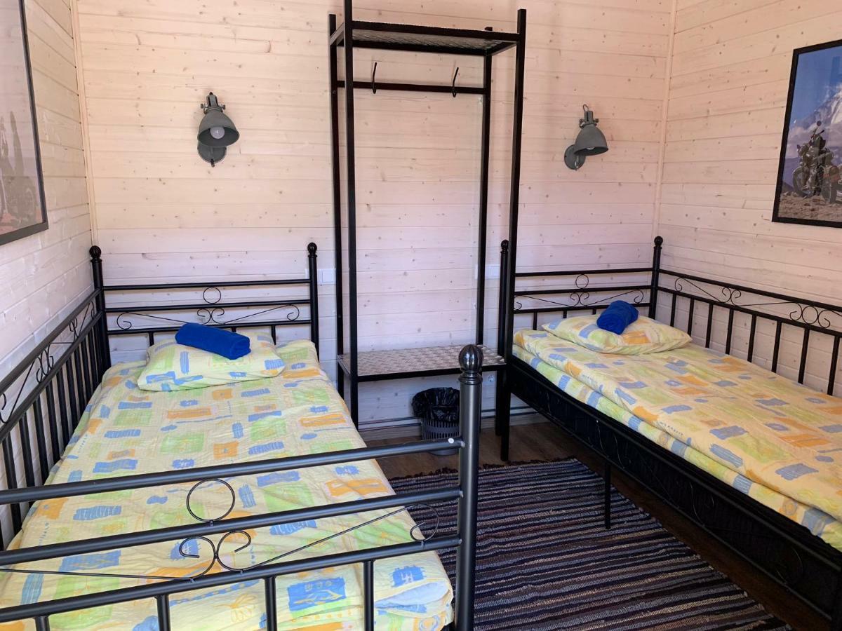Aleksandri Guesthouse Пярну Екстер'єр фото